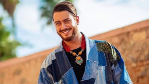 سعد لمجرد يتحول لشيف ويرقص مع زوجته في فيديو طريف