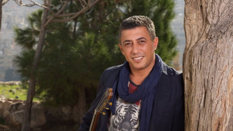 عمر العبداللات يغني في زفة الأمير الحسين ورجوة