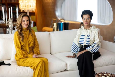 الشيخة موزة تحضر زفاف ولي العهد الأردني.. والجمهور يترقب إطلالتها