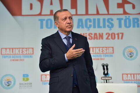 واشنطن للمعارضة التركية: اطيحو باردوغان ولكم الدعم الكامل