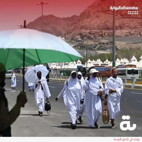 الحجاج ينفرون من مشعر عرفات إلى مشعر مزدلفة