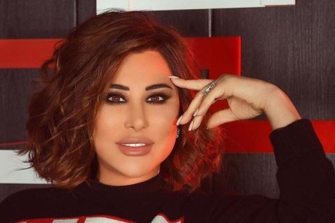 نجوى كرم تتألق بإطلالات حالمة... اعتمديها في حفلات الصيف