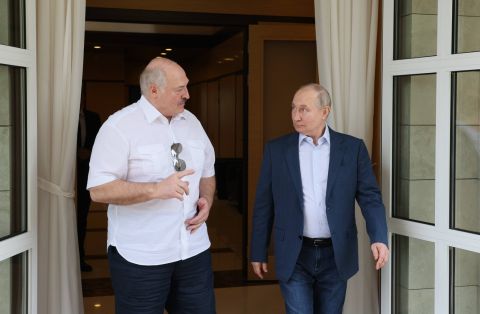 Belarus receives nuclear weapons from Russia 