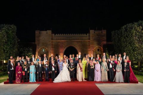 الأمير هاشم يزف رجوة لعريسها الحسين في قصر زهران
