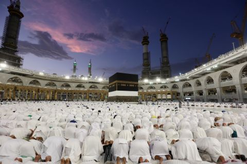 3 عقبات أمام التطبيع بين 
