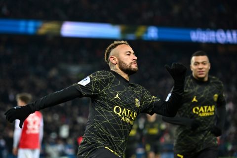 نيمار يقترب من الدوري السعودي