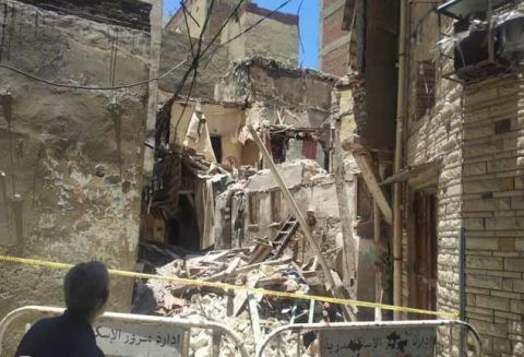 مقتل شخص والبحث عن ناجين.. إنهيار عقار جديد في الإسكندرية