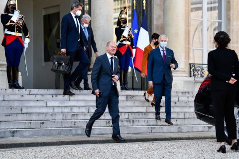 Macron aborts Germany visit amidst rising tensions