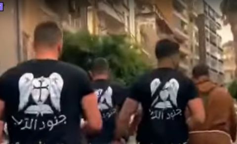 فيديو ضرب شاذ جنسي يثير جدلًا في لبنان