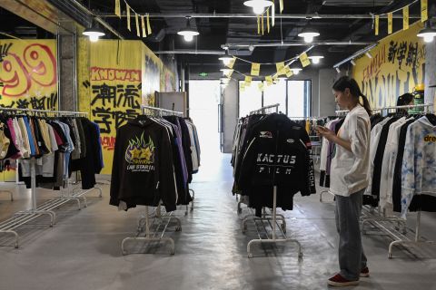 Does clothes recycling really help the planet?