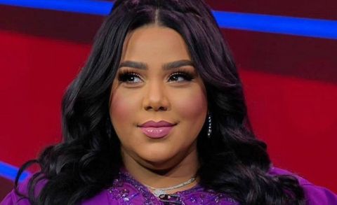 شيماء سيف تفتح النار على مرتديات المايوه:(ملابس داخلية!)