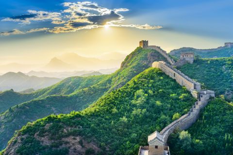 Two arrested due to digging hole in the Great Wall of China