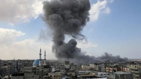 غارات على سوق النصيرات.. 256 شهيدا خلال 24 ساعة في غزة