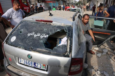 Israeli massacres on Gaza escalate: dozens dead and injured in Nasser hospital attack