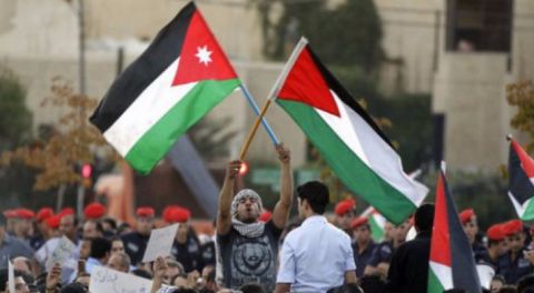 وزير أردني سابق يدعو لتسليح الشعب وإعادة خدمة العَلَم 
