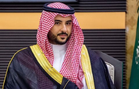 أكثر من 8 آلاف شهيد في غزة.. والإحتلال للمدنيين: 