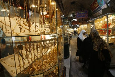 سعر الذهب اليوم في دبي الأربعاء 8 نوفمبر 2023.. عيار 24 يسجل هذا الرقم