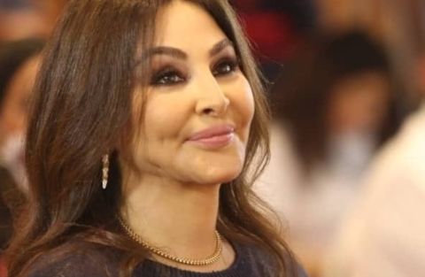 بعد تشبيهها صوت أبو عبيدة بفيروز.. إليسا تهاجم صفاء سلطان 