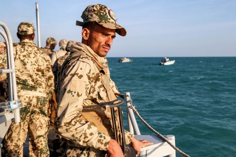 اميركا تستعد لتوجيه ضربة عسكرية للحوثيين
