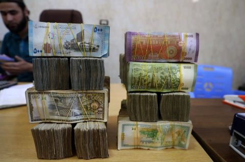 سعر الدولار اليوم في لبنان الاثنين 11 ديسمبر 2023.. تماسك الليرة