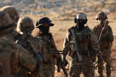 أنباء عن مقتل