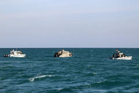 New explosion and missiles strike near ship site off Hodeida port, Yemen