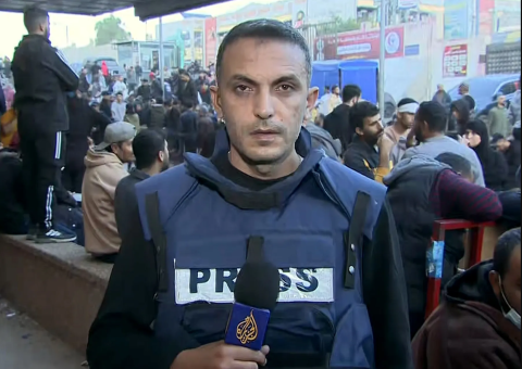 الفوط الصحية ليست رفاهية.. نساء غزة يستنجدن بعد تضاعف مأساتهن