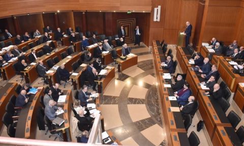 لبنان: زيادة الضرائب على السيارات الصديقة أضعافاً عدة