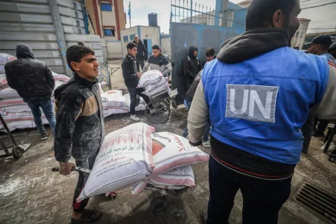 France announces halting UNRWA funding