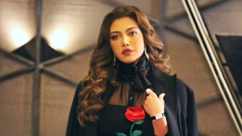 والدة باميلا الكيك تصدم الجميع بجمالها.. نسخة ياسمين عبدالعزيز