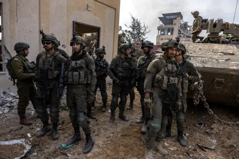9 Israeli officers killed in separate deadly clashes in Gaza