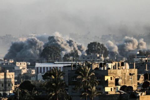 تفاصيل اللقاء السري في الرياض.. رؤساء مخابرات يبحثون مستقبل غزة