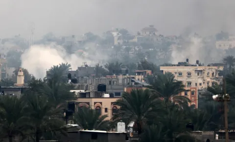 الإحتلال يسرق 150 جثمانا من مقبرة التفاح.. و 22 شهيدا في خان يونس