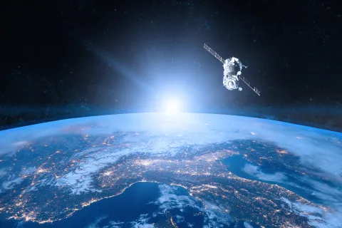 SpaceX reportedly building a spy satellites constellation for US intelligence agency