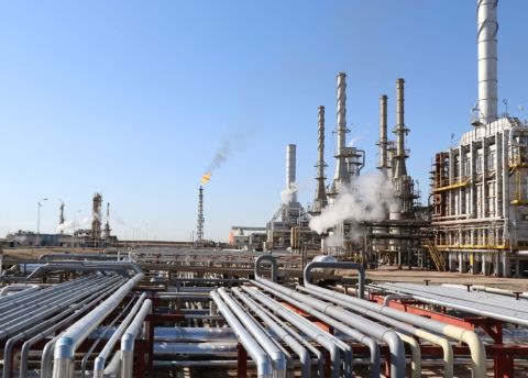 العراق: بعد 10 سنوات من توقيفه افتتاح مصفى 