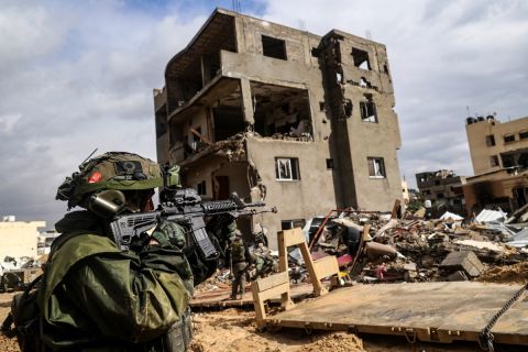 مصادر اسرائيلية تكشف آخر مستجدات صفقة الأسرى وموعد تنفيذها