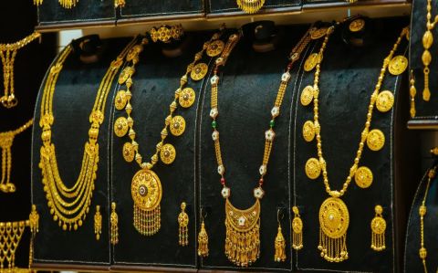 أسعار الذهب اليوم في مصر الاثنين 18 مارس 2024.. عيار 21 بالمصنعية!