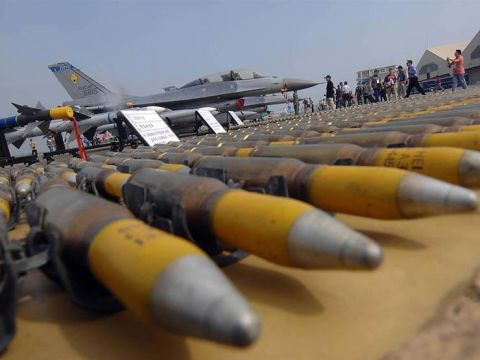 بقيمة2.5 مليار دولار..تفاصيل شحنة السلاح الأمريكية التي وصلت الاحتلال الإسرائيلي مؤخرا