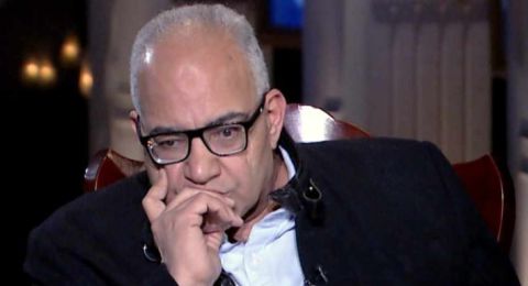 بيومي فؤاد: (مش ندمان و أنا بتاع فلوس!)