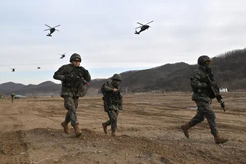 North Korea showcases nuclear & missile arsenal amid US-South Korea provocations