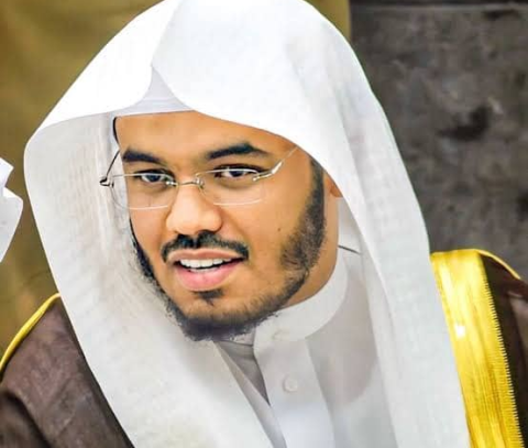 ما حقيقة إعفاء ياسر الدوسري من إمامة الحرم في رمضان 1445 هـ