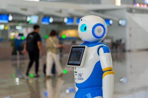 Self-driving robots set to take over airports in the future