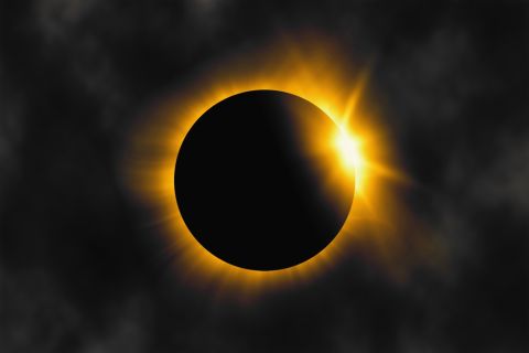 The upcoming solar eclipse of 2024... Will the darkness last for 3 days?