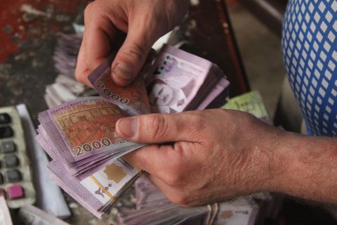 سعر الدولار اليوم في سوريا الثلاثاء 9 أبريل 2024.. ثبات الليرة