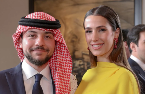 إطلالة القفطان في عيد الفطر 2024 لأناقة مثالية بأسلوب نجمات العالم العربي