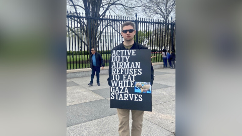 US Air Force pilot starts hunger strike for Gaza 