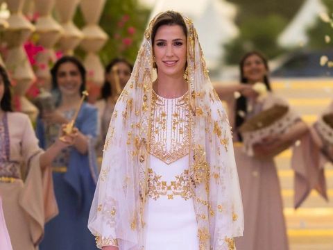 بصورة ساحرة.. ولي العهد الأردني يهنئ الأميرة رجوة بعيد ميلادها الـ30