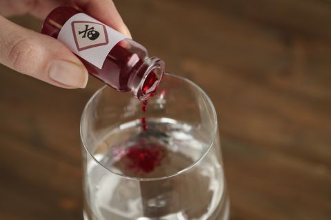 Woman puts poison in coworker's drink to stop vacation plans