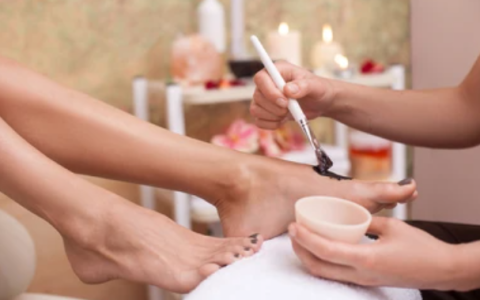 Medical Warning: Foot Peel Masks May Cause Serious Damage