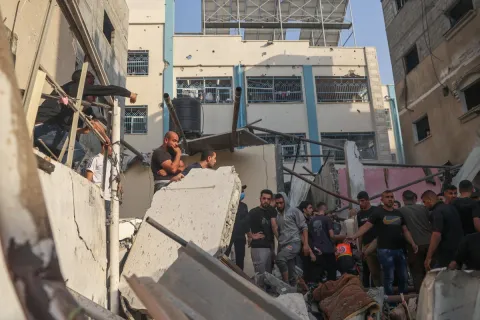 غارات مكثفة على رفح وحماس تحذر.. الأونروا: لن نشارك بالإجلاء القسري